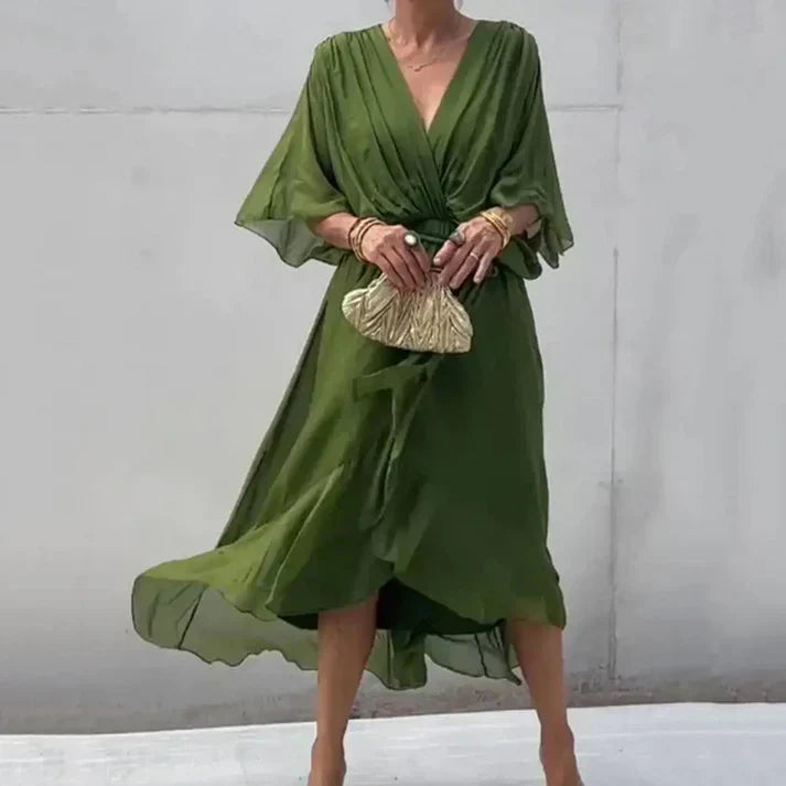 LM | Elegant and sophisticated dress