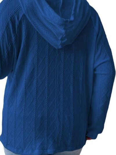 LM | Classic and comfortable hoodie