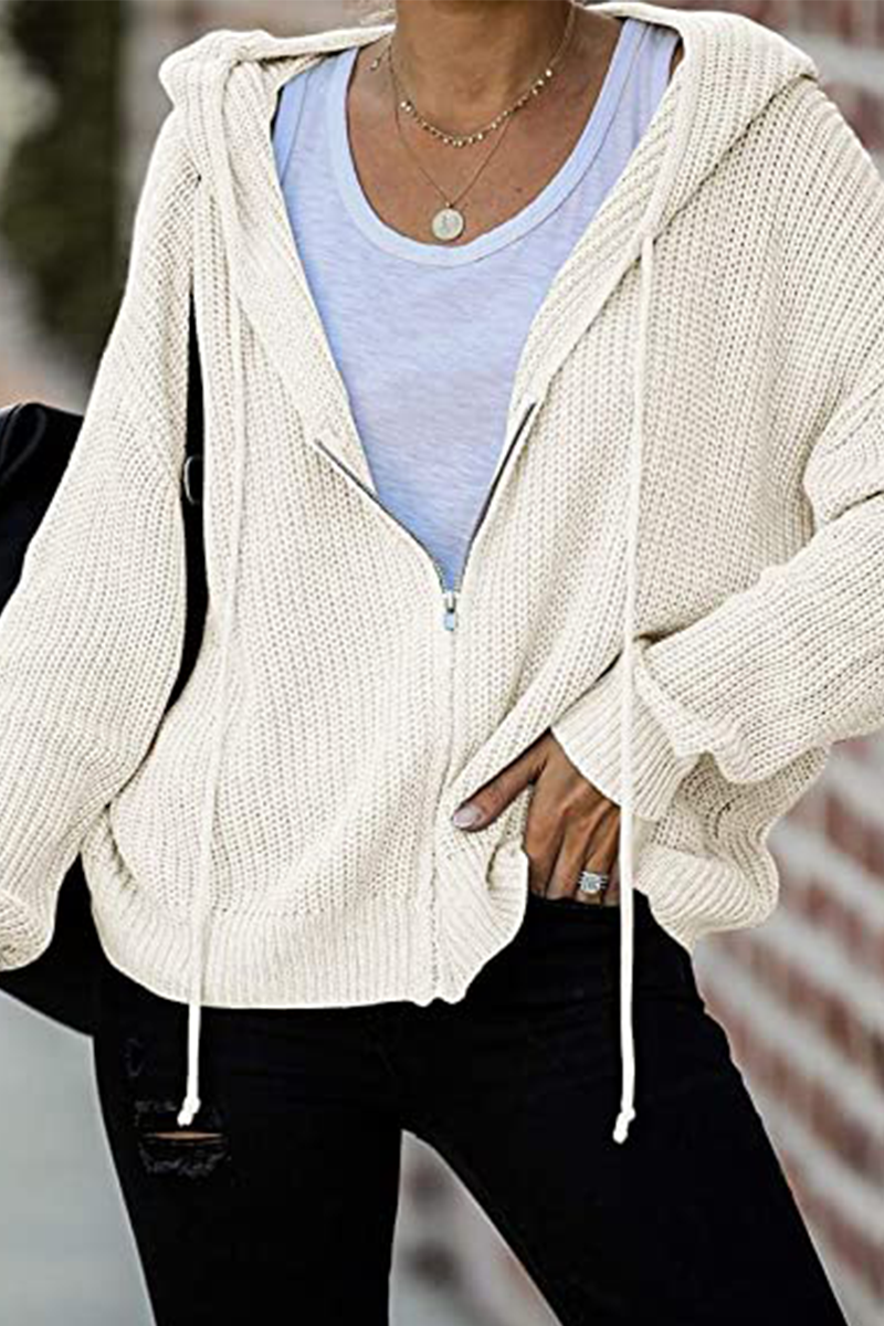 LM | Stylish and elegant winter sweater