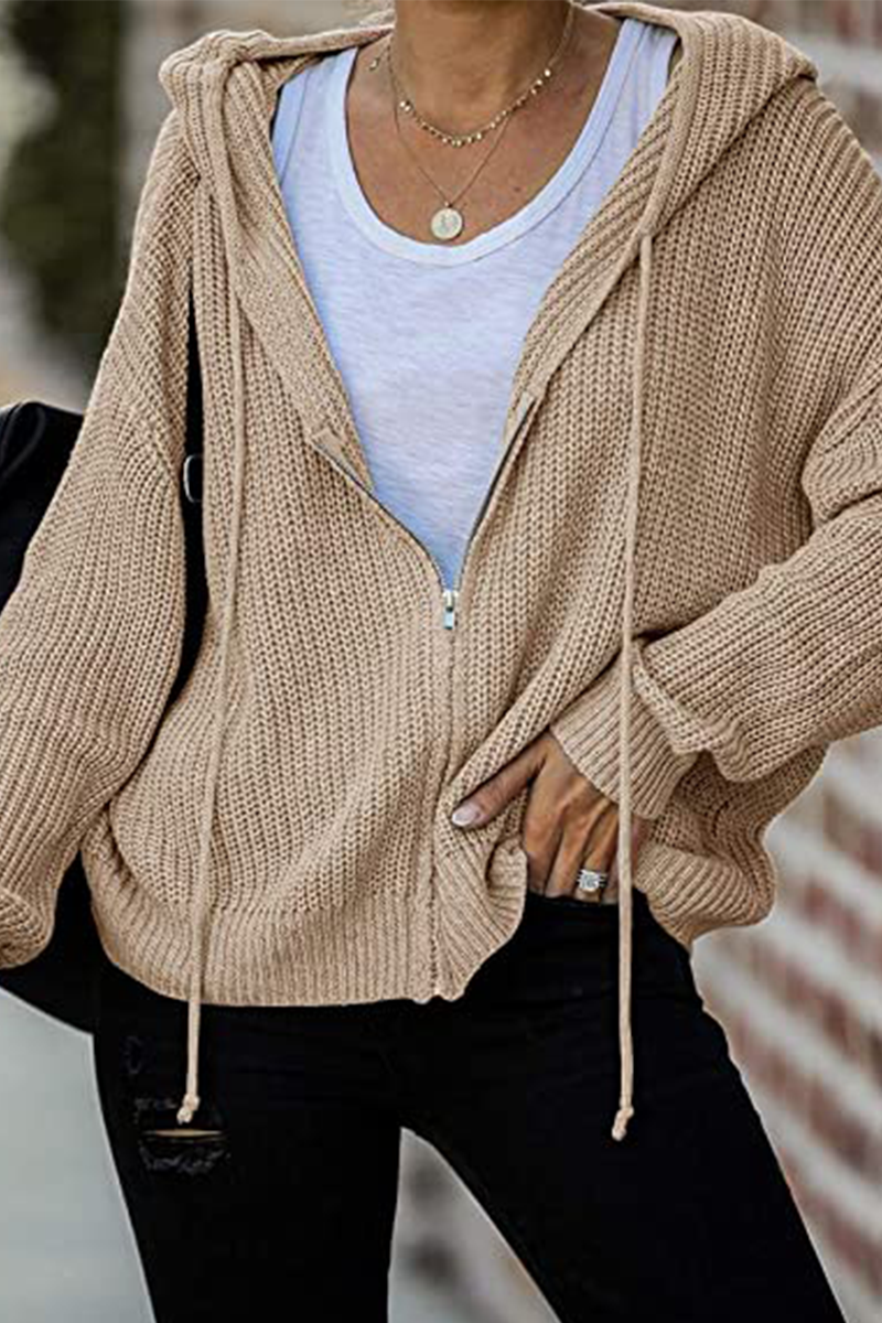 LM | Stylish and elegant winter sweater