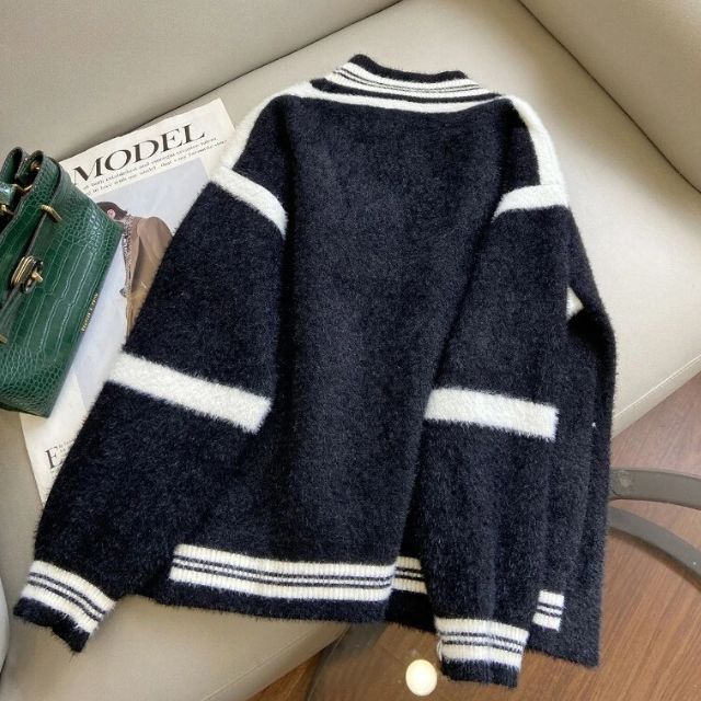 LM | Chic and versatile winter cardigan