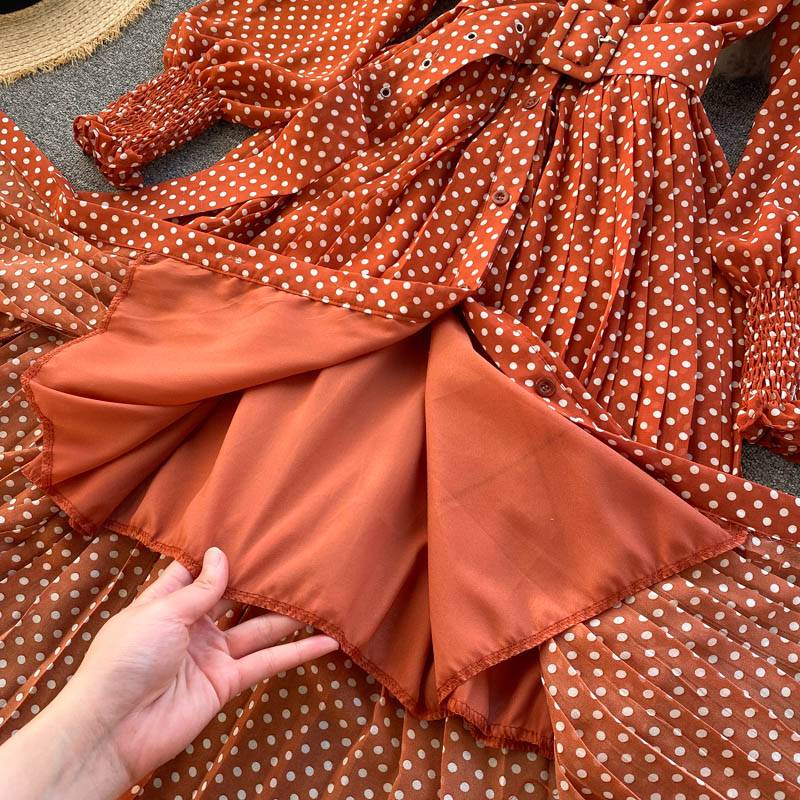 LM | Stylish spring dress