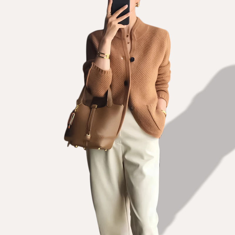 LM | Timeless and elegant winter jacket