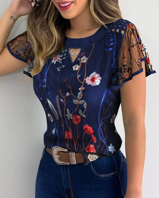 LM | Fashionable, very pretty, elegant summer blouse