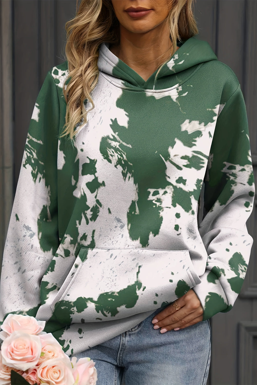 LM | Modern and fashionable hoodie
