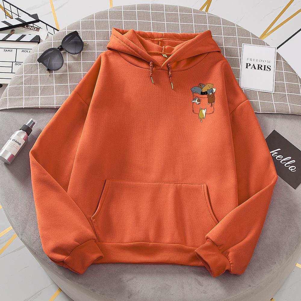 LM | Fashionable and minimalist sweater