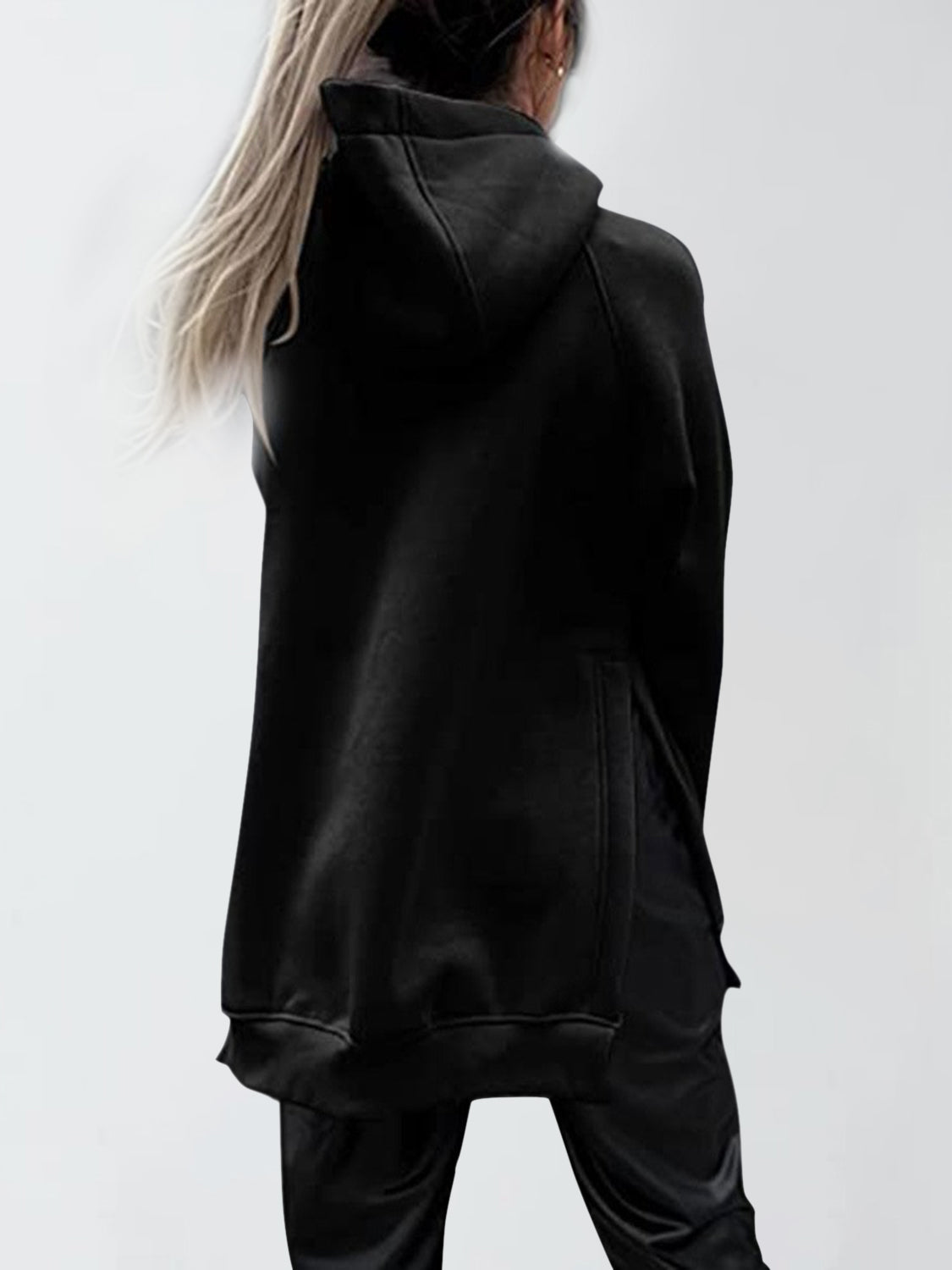 LM | Modern and comfortable winter hoodie