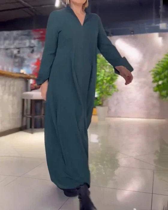 LM | Loose-fitting long dress with side slit
