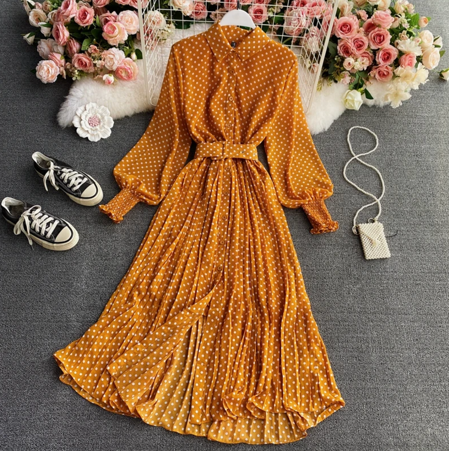 LM | Stylish spring dress