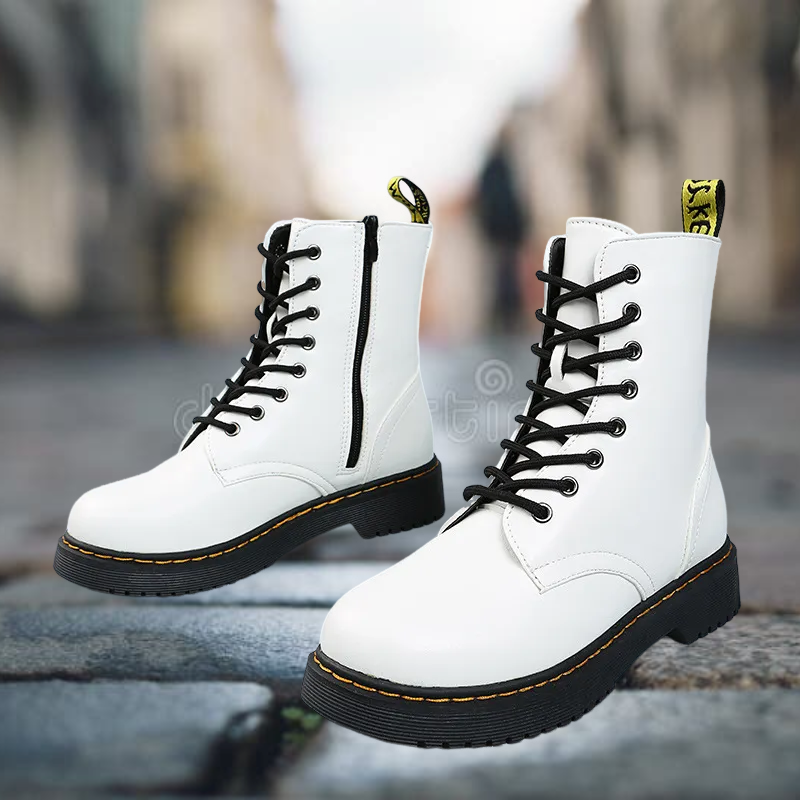 LM | Boots with chunky heel