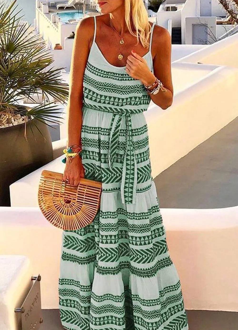 LM | Strapless dress with V-neckline and geometric bohemian print