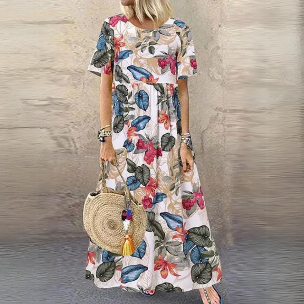 TS | Elegant dress with round neckline