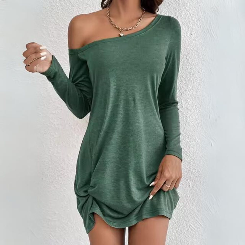 LM | Elegant off-the-shoulder dress with long sleeves