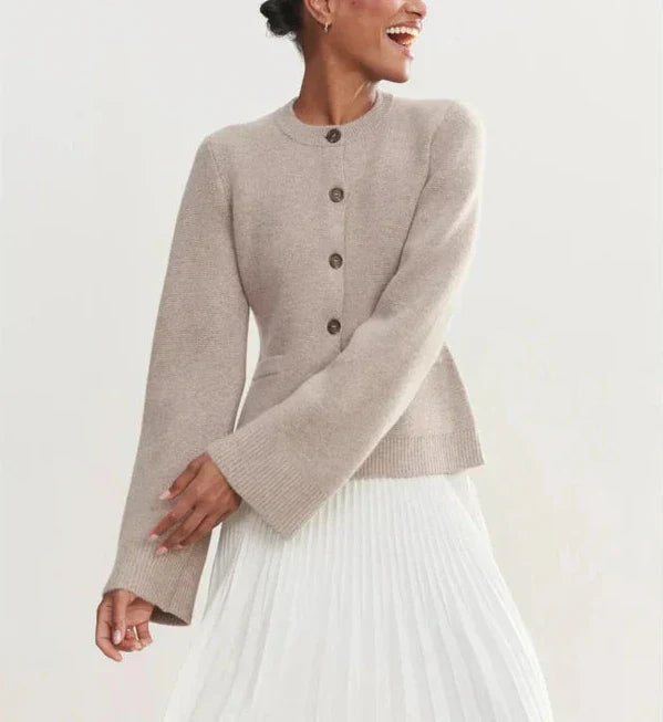 LM | Effortless and trendy winter cardigan