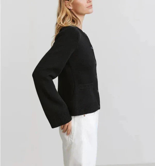 LM | Effortless and trendy winter cardigan
