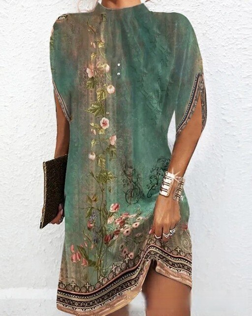 LM | Fashion dress with batwing sleeves
