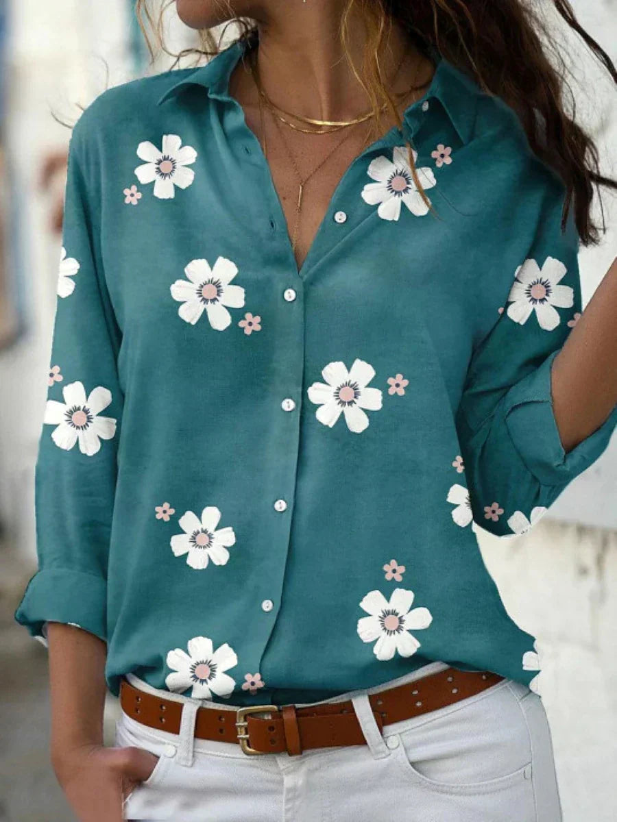 LM | Classic blouse with a playful floral print