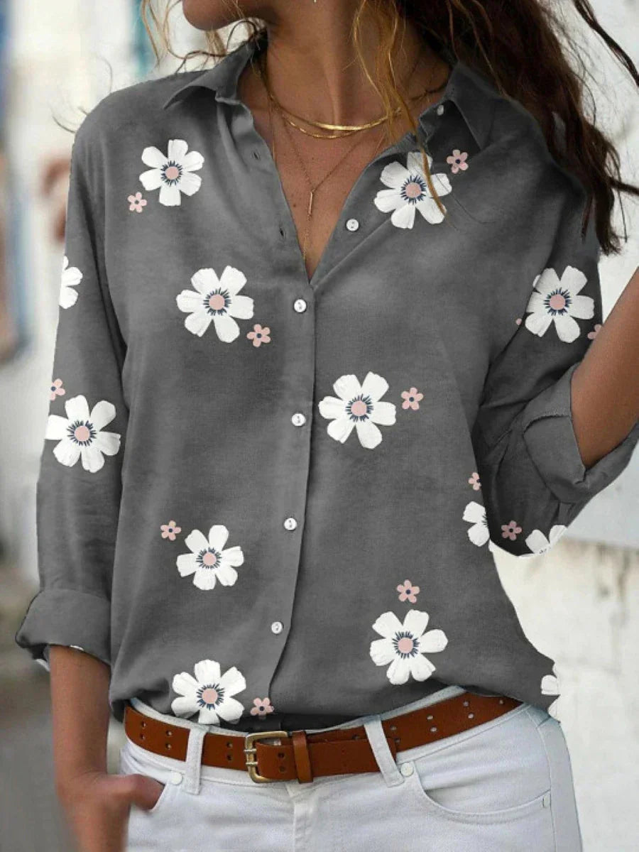 LM | Classic blouse with a playful floral print