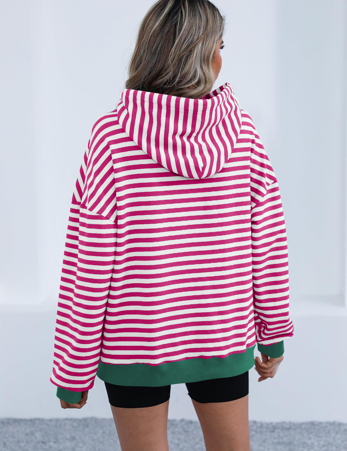 LM | Timeless and elegant hoodie