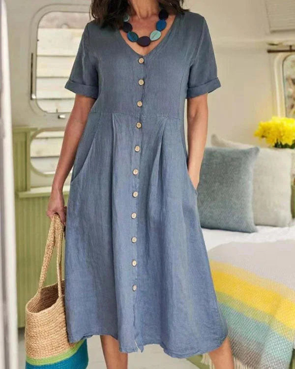 LM | an effortlessly elegant linen dress