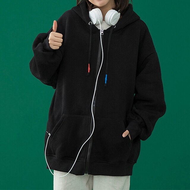 LM | Classic and stylish winter hoodie