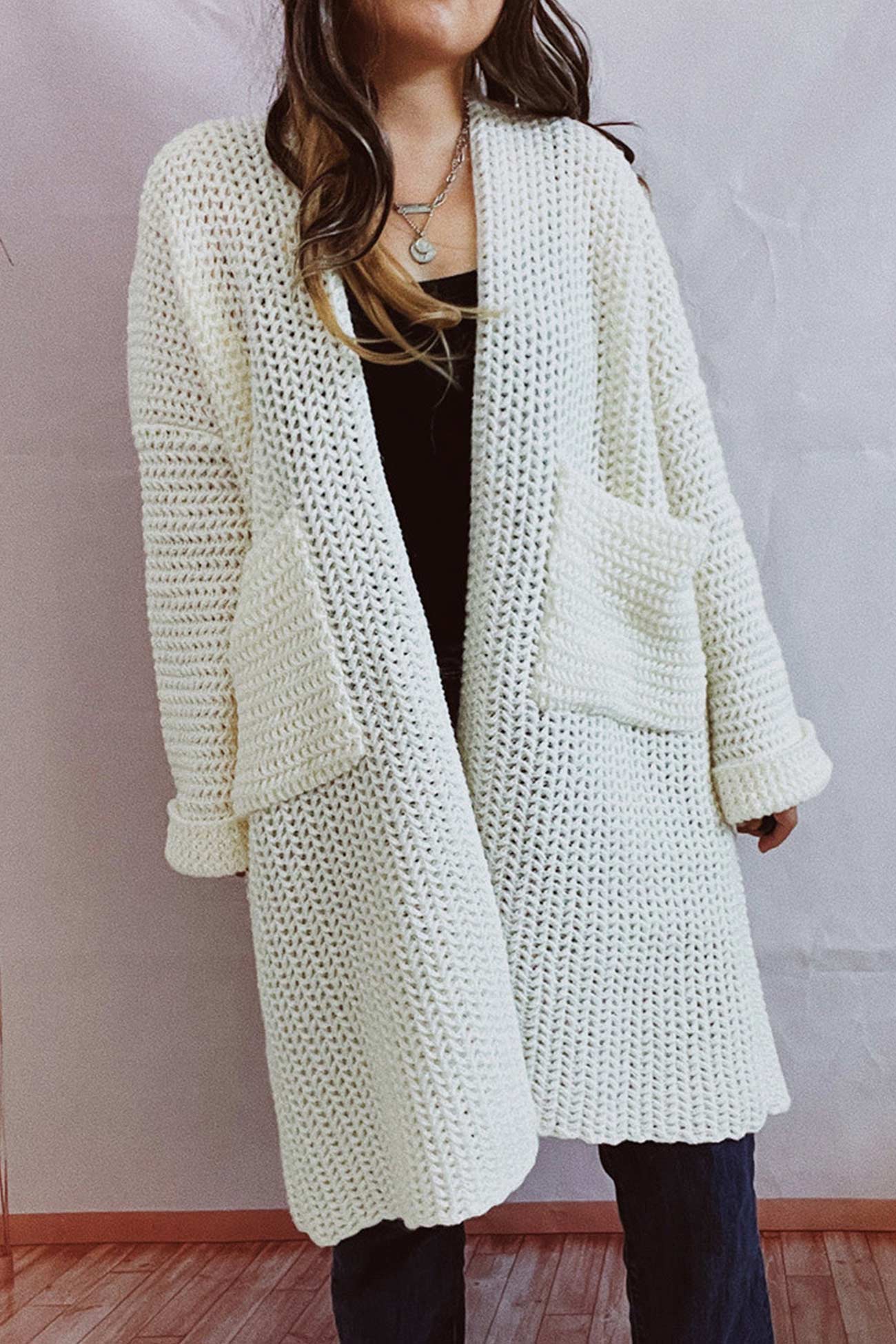 LM | Fashionable and effortless winter cardigan