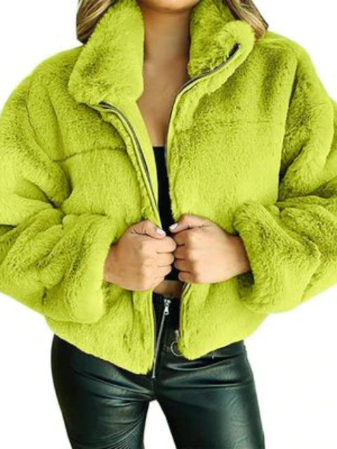LM | Fashionable and minimalist winter jacket