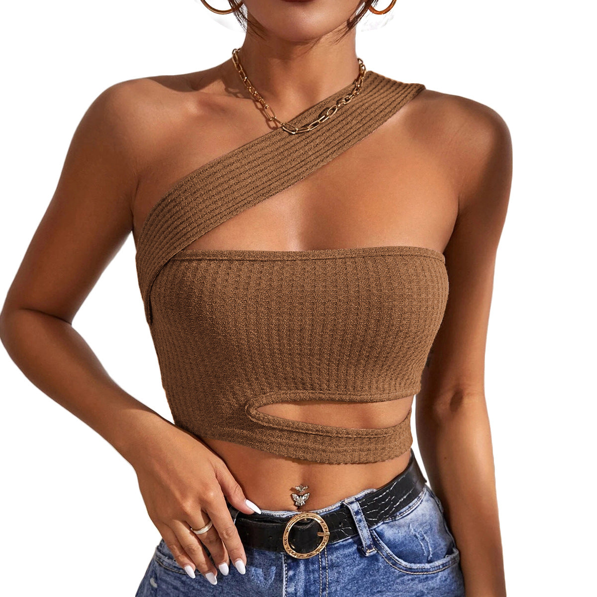 Effortlessly Stylish Summer Piece