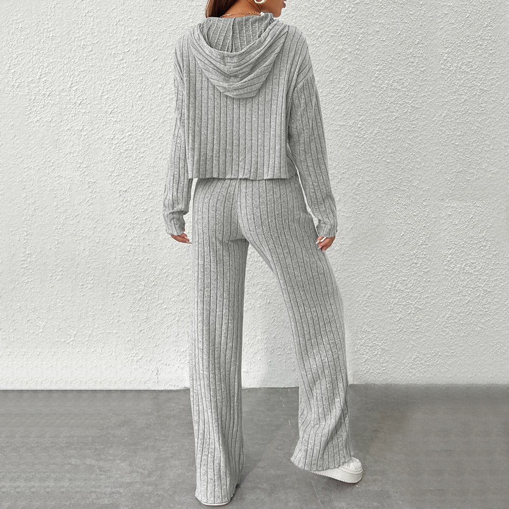 Modern and Minimalist Suit