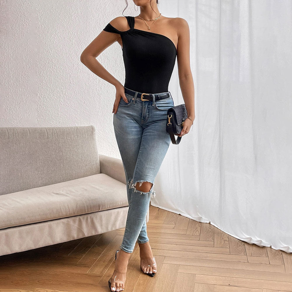 Classy and Versatile Summer Piece