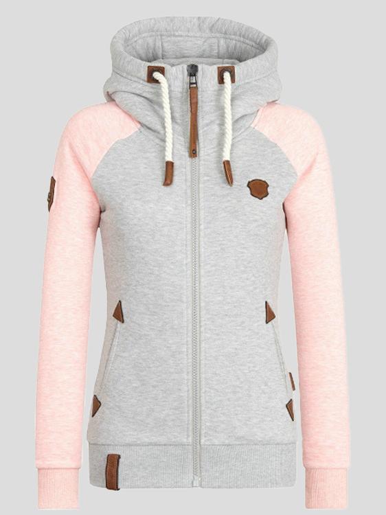 LM | Timelessly elegant winter hoodie