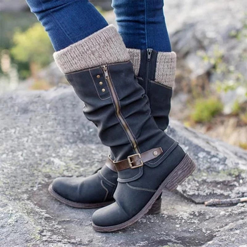 LM | Orthopaedic boots with flat heel