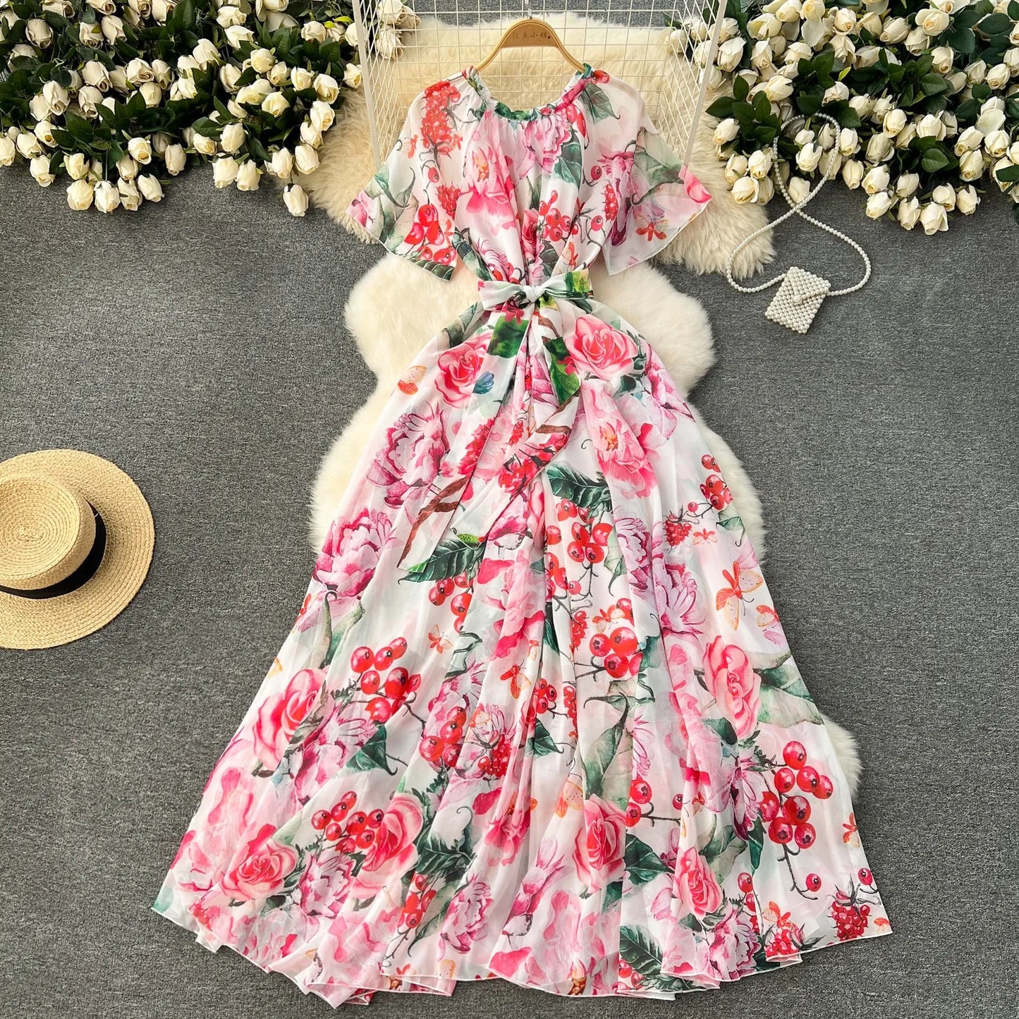 LM | Elegant dress with print