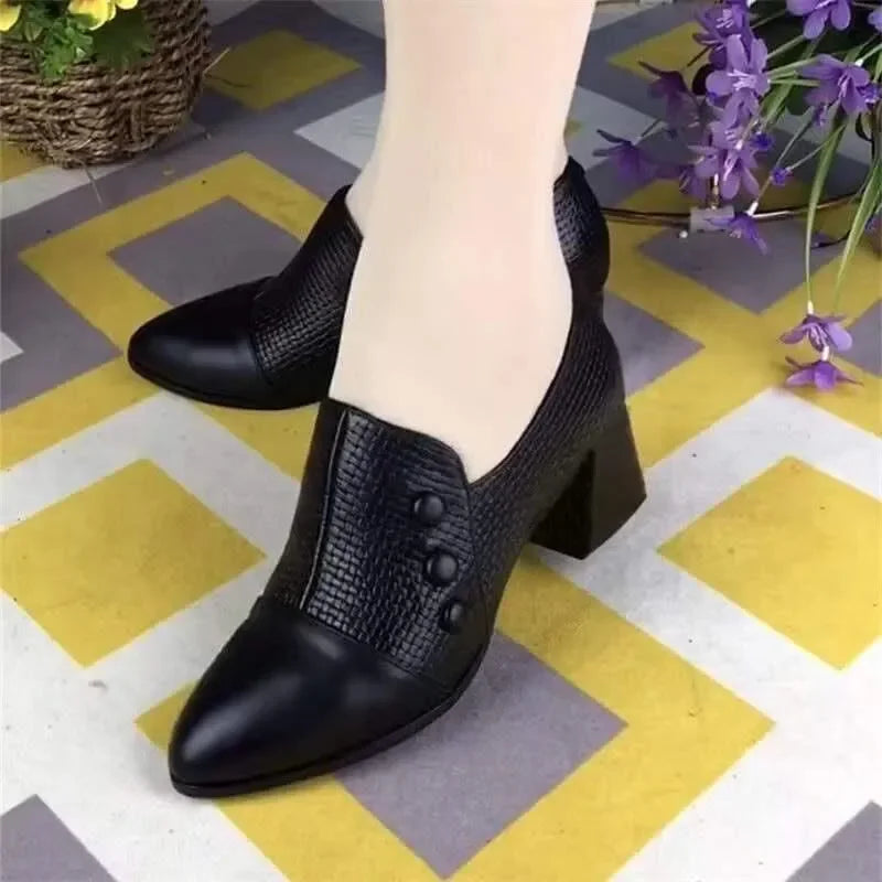Tailored and Comfortable Orthopedic Boots