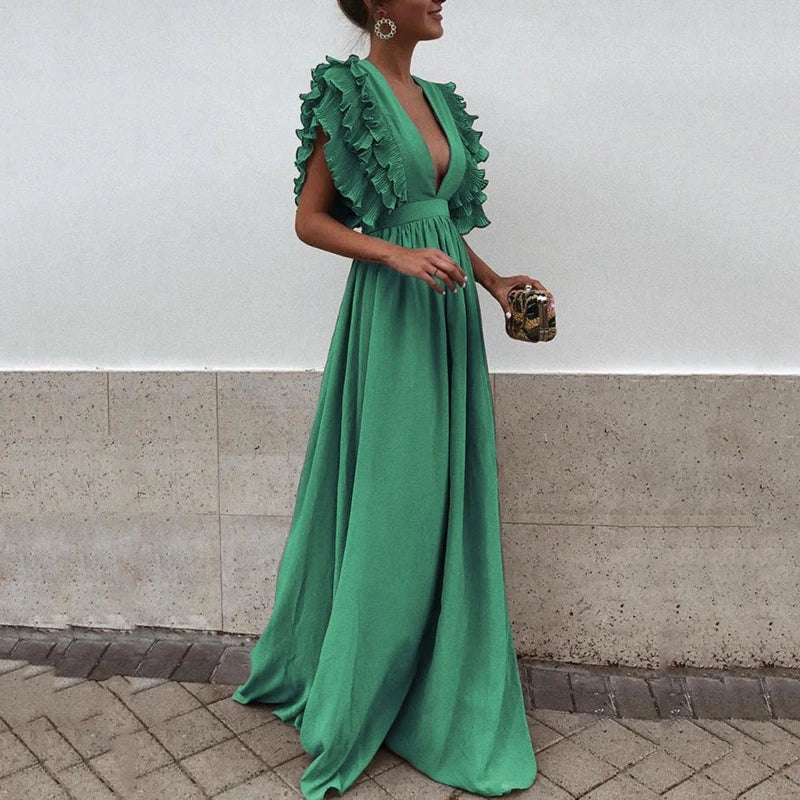 LM | Elegant dress with ruffled sleeves