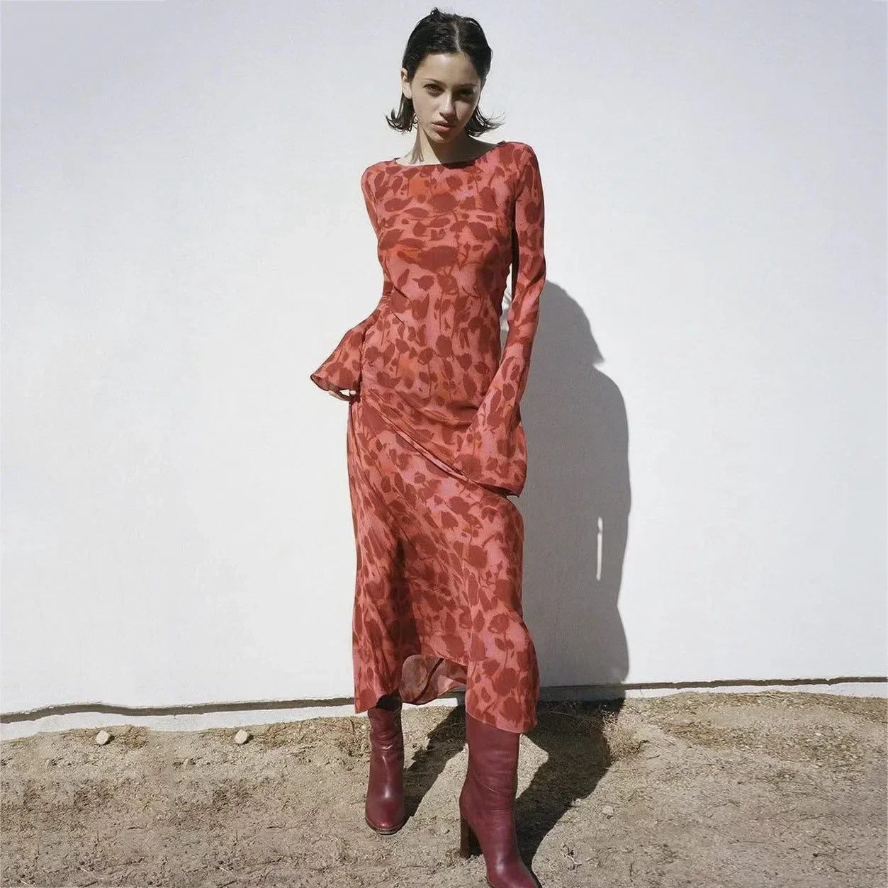LM | Chic long dress with floral print and long sleeves