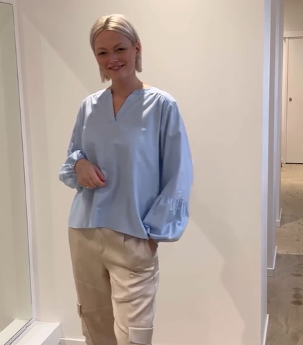 Langarmshirt mit V-Ausschnitt