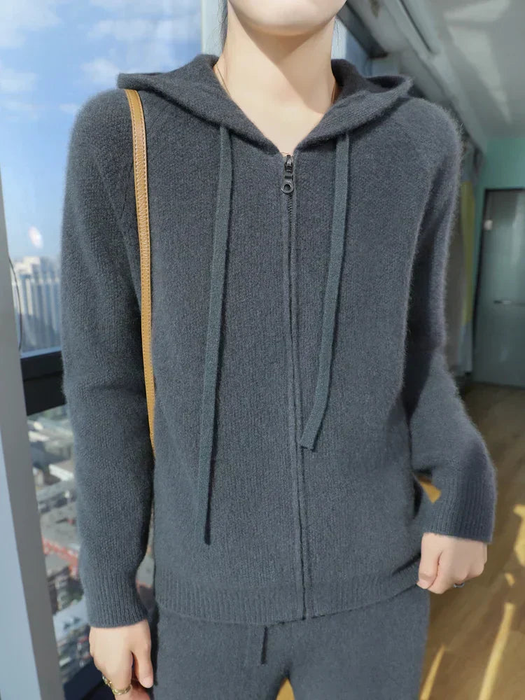 LM | Effortless and chic winter cardigan
