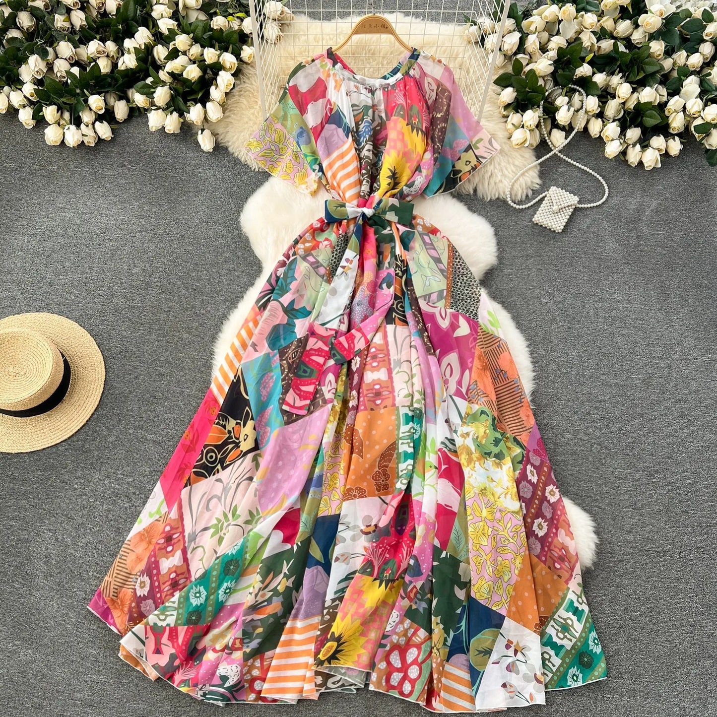 LM | Elegant dress with print