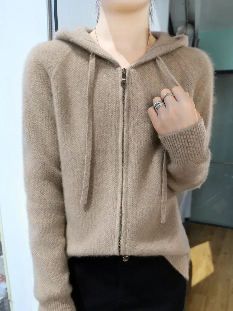 LM | Effortless and chic winter cardigan