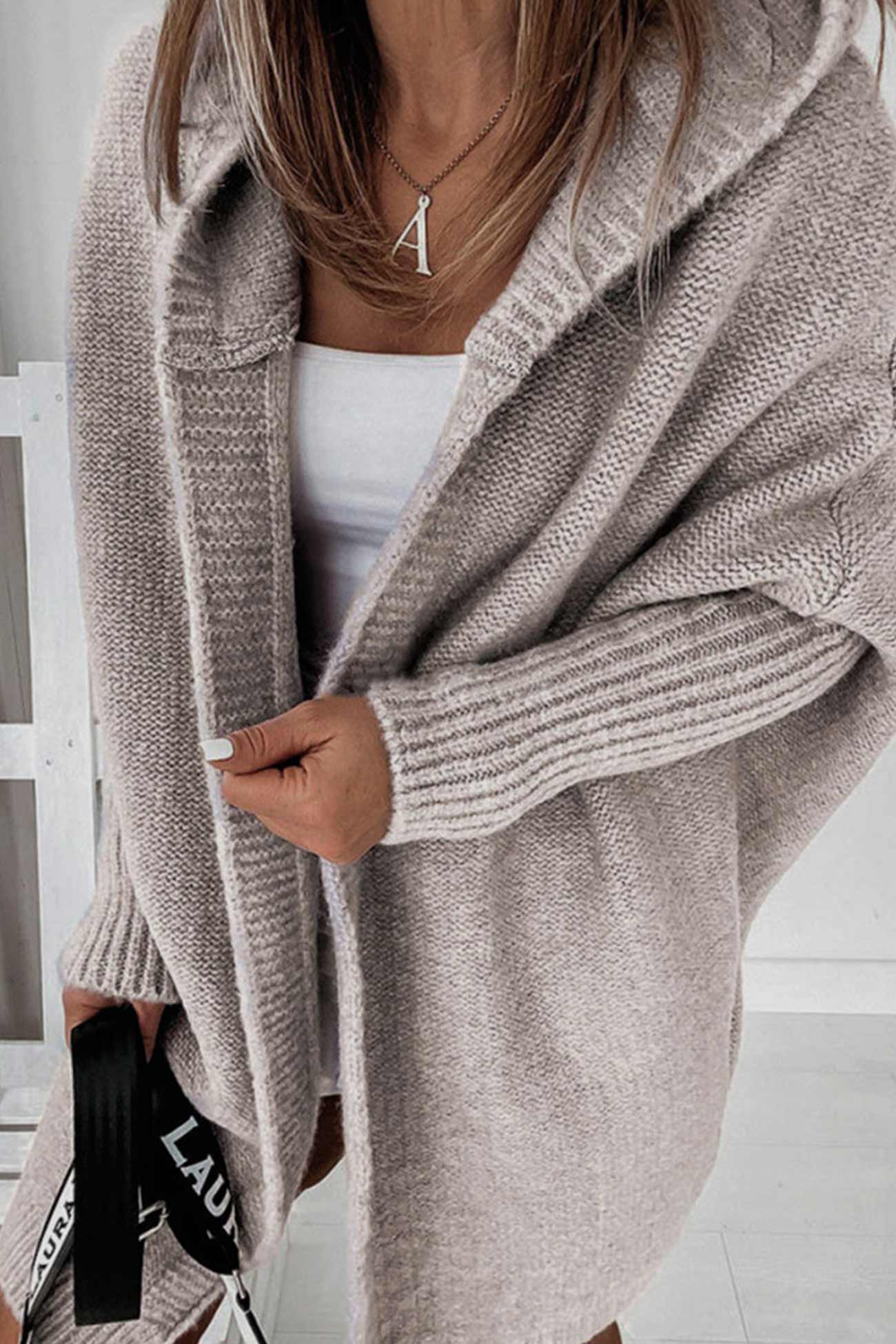 LM | Tailored and elegant cardigan