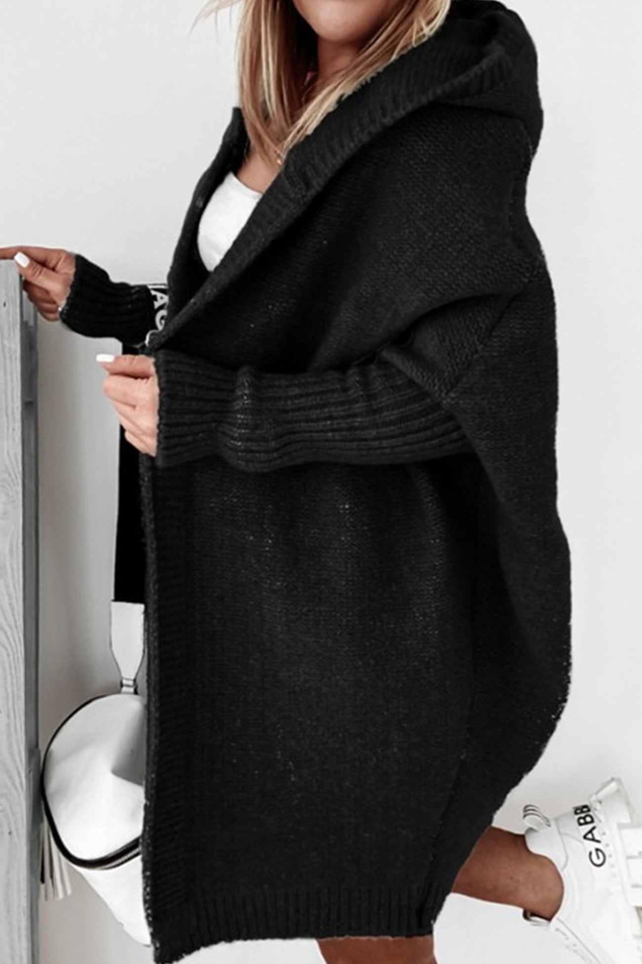 LM | Tailored and elegant cardigan