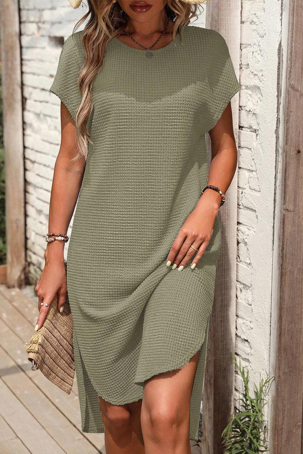 LM | Rounded hem and side slit for greater freedom of movement