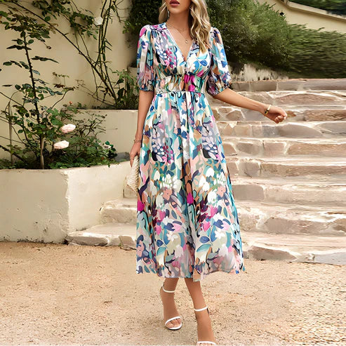 LM | Dress with V-neck and floral pattern