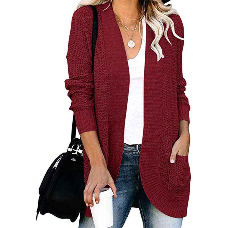 LM | Uncomplicated and chic winter sweater