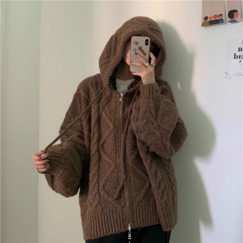 LM | Relaxed and timeless winter cardigan