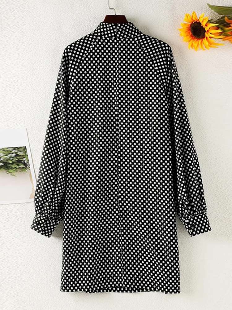 LM | Knee-length, casual dress with turtleneck and puff sleeves, printed with dots
