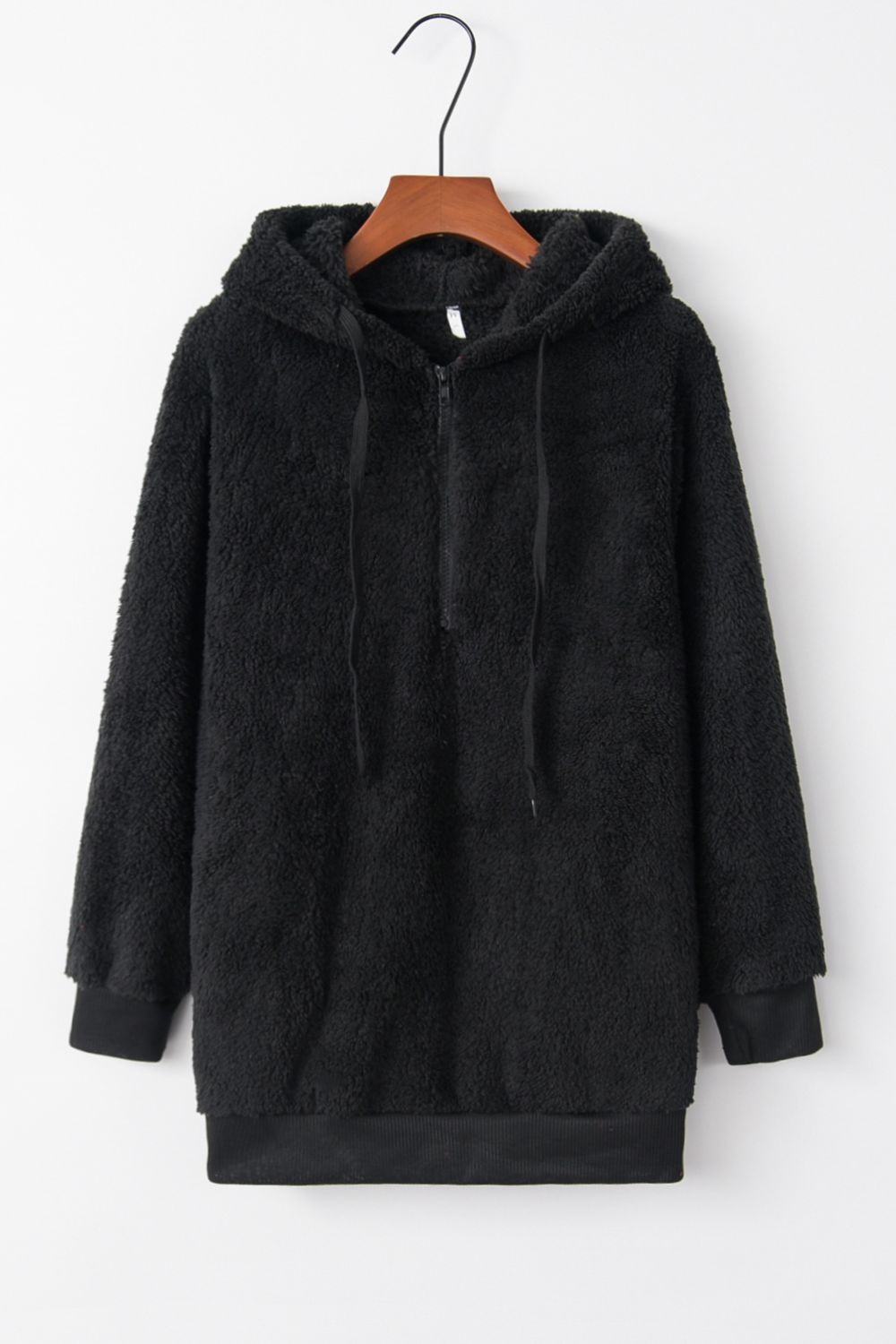 LM | Modern and versatile winter hoodie