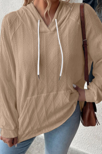LM | Classic and comfortable hoodie