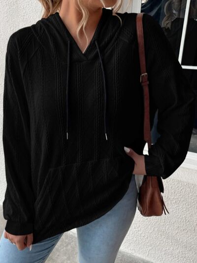 LM | Classic and comfortable hoodie